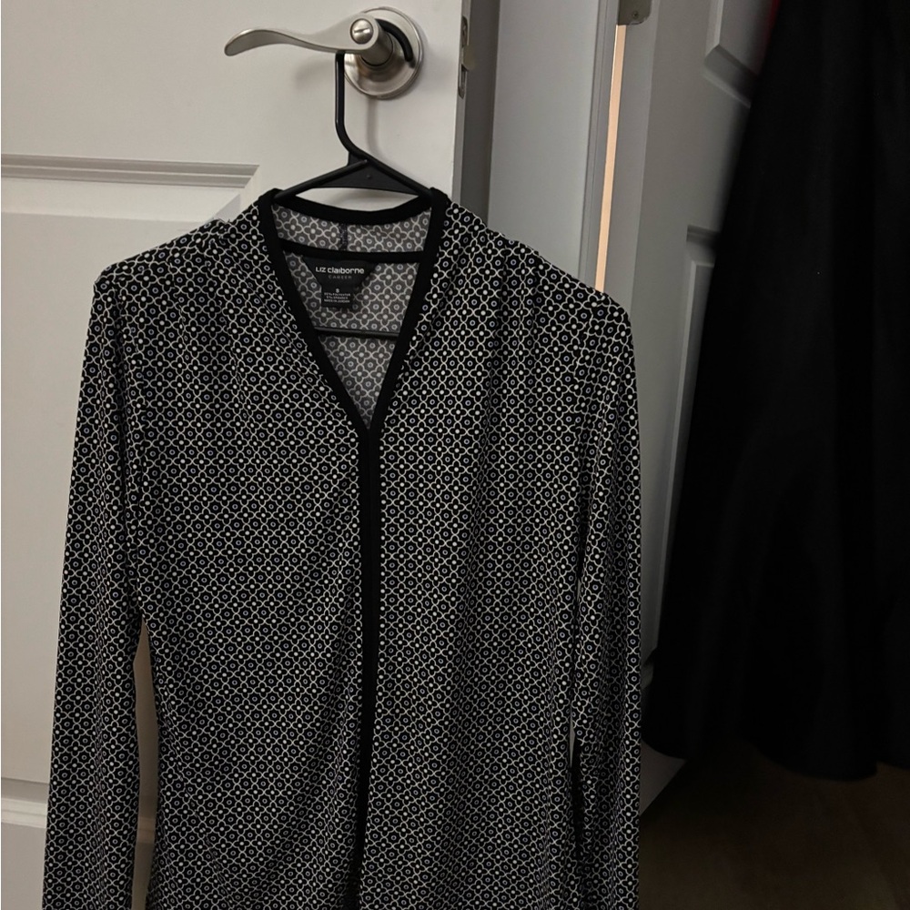 Liz Claiborne Black and White Patterned Blouse